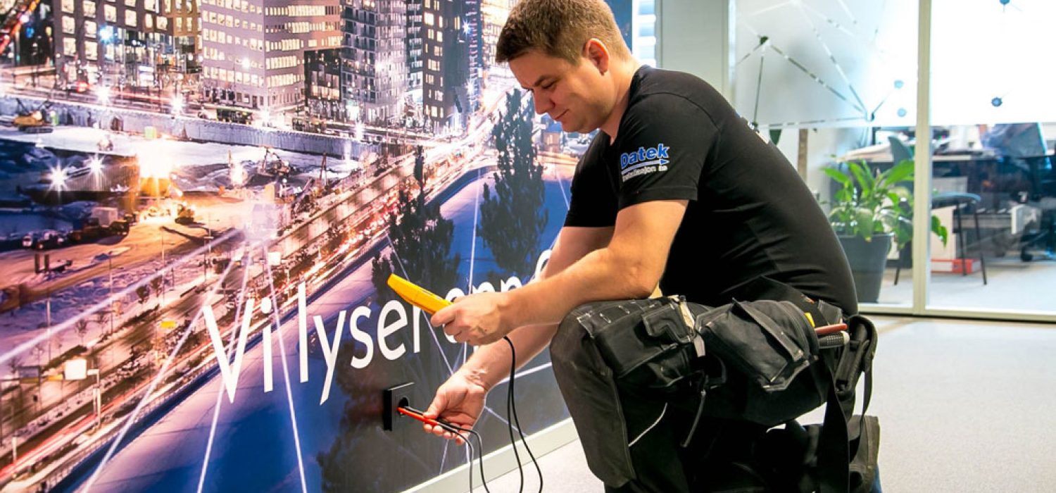 Ansatt på jobb hos Datek Installasjon