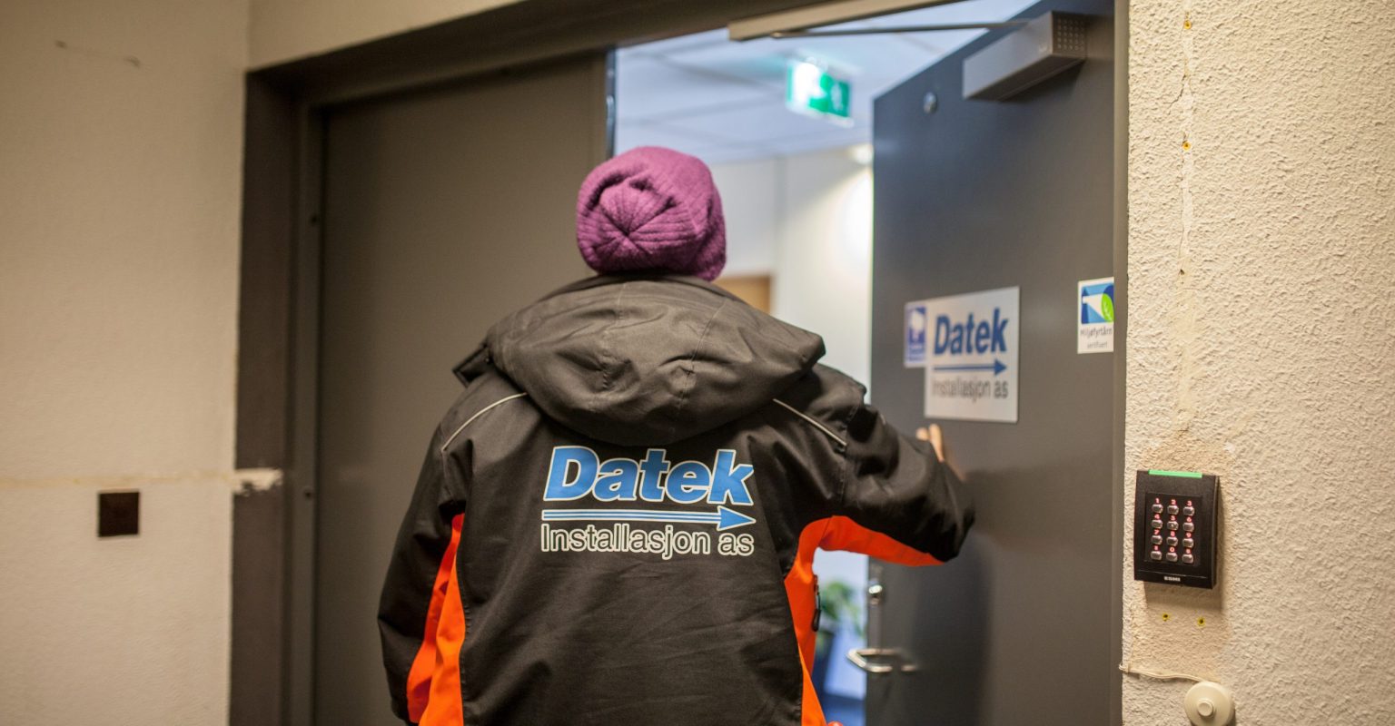Ansatt på jobb hos Datek Installasjon